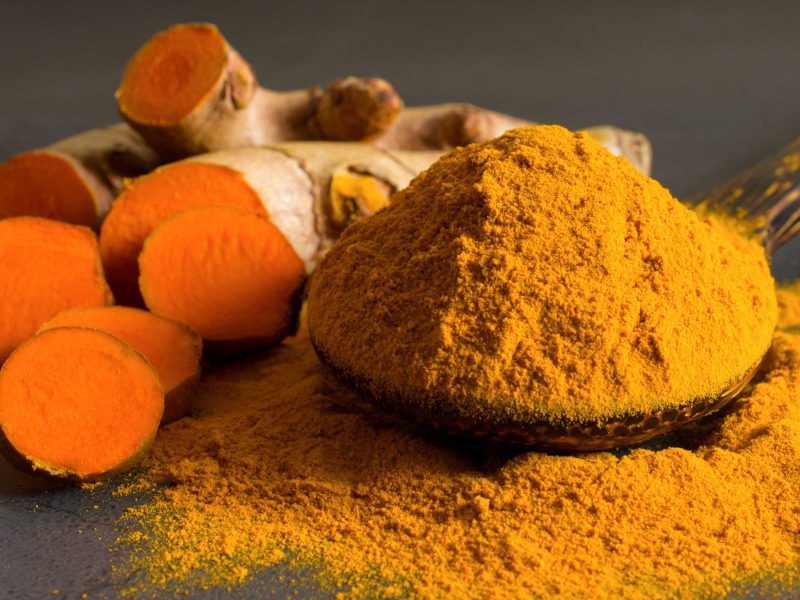 Przyprawy jako naturalne barwniki spożywcze