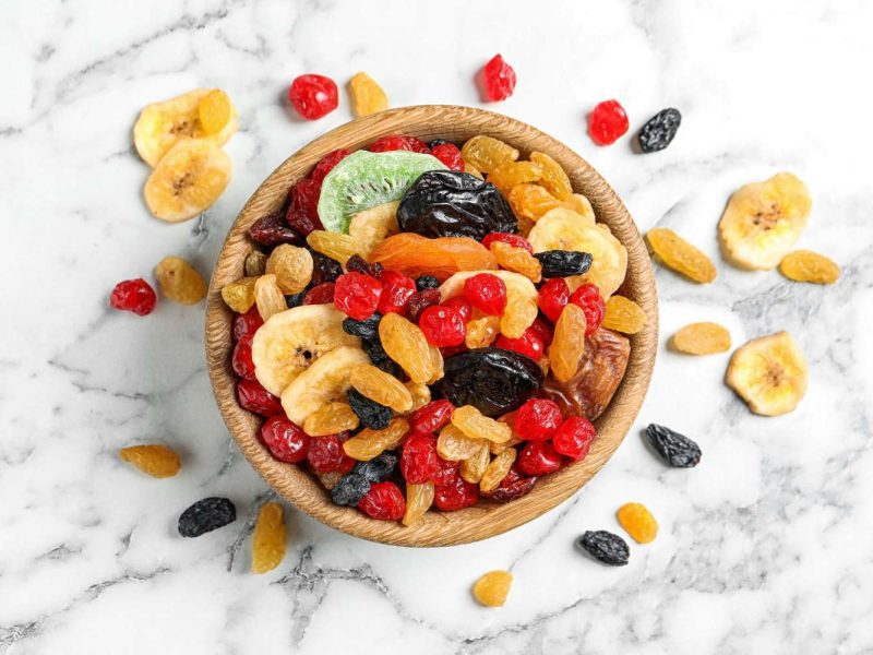 Kiedy warto jeść owoce suszone?