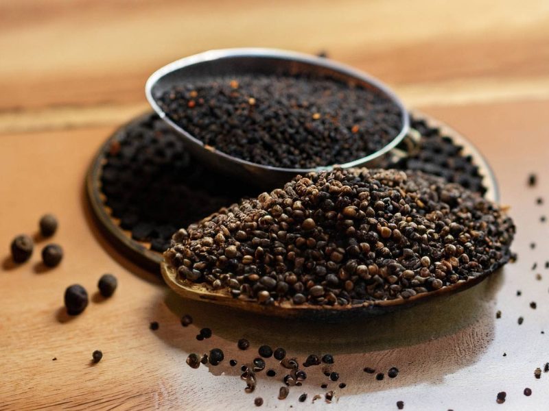 Czarny pieprz a wpływ na metabolizm i utratę wagi